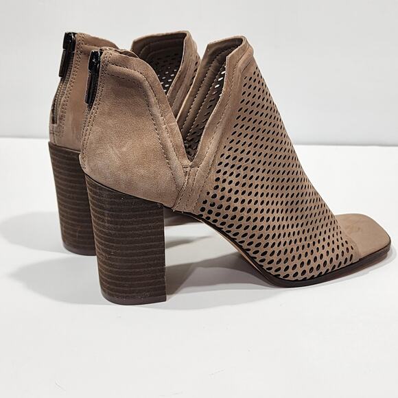 Vince Camuto Katnina Bootie Perforated Leather Open Toe Size 7.5 M Taupe - Picture 7 of 14